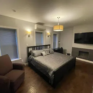 https://halsey-manor-luxurious-2-bedroom-apartment.us-newyorkcity.com